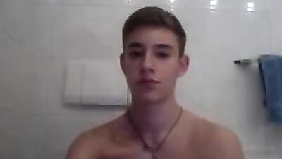 Gay Italian Bubble Ass Boy with Long Cock - Sexy New Cutie on Cam!