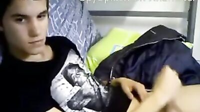 Gangbang Amateurs: Handjob Cumshots!