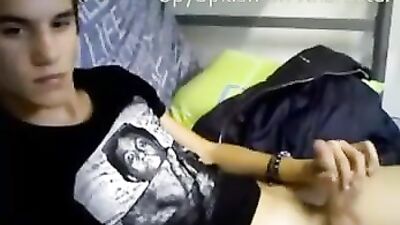 Gangbang Amateurs: Handjob Cumshots!