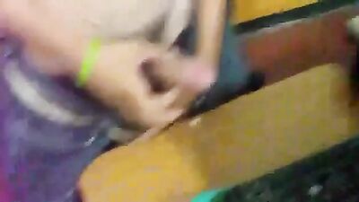 Young Cumshots Amateur: Cute Wanker Boy!