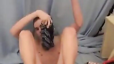 Young Toy Boy Cumshots: Smooth Solo Wank and Cum on Cam!