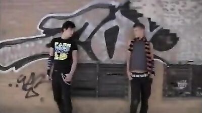 Making Contact: An All-Guys Bareback Group Sex Adventure