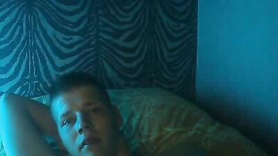 German Straight Web-Cam: He Say is Straight