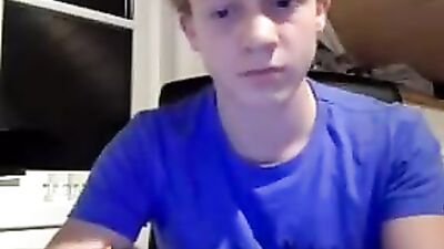 Handsome Blond Smoothie Cumshot Show on Cam!