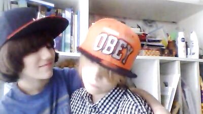 Gay Kisses Web-Cam Fun: Passionate Pleasures