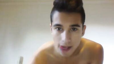 Cumming with Reed: The Ultimate Handjob Experience