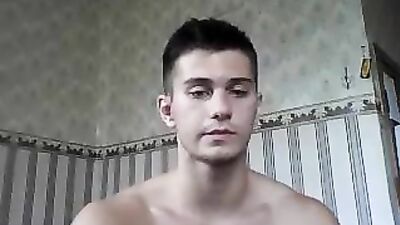 Gay Cam Cutie: Web-Cam cum!