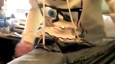 Caramel Creams: Amateur Cum Shots Solo!