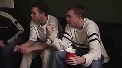 Brandon and Bens Amateur Fun Straight Boys Experience!