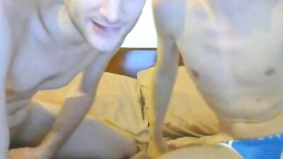 Naked Web-Cam Lovers: Amateur Oral Delights!