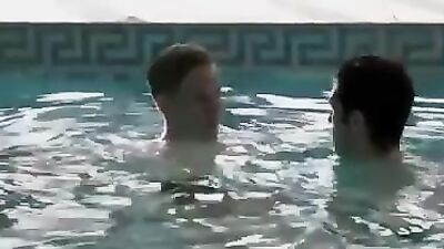 Wet Dreams in the Public Pool!