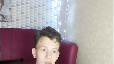 Young Shy Web-Cam Twink: Skinny Amature Solo Adventure