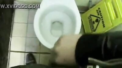 UK Toilets rock with cock again: Amateur Big Cocks Action in London!