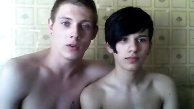 Younger Men Seeking Older Men: The Ultimate Handjob and Oral Mix!