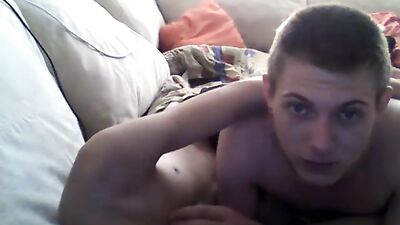 Younger Men Seeking Older Men: The Ultimate Handjob and Oral Mix!