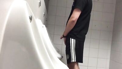 Gay Porn Big Cock Piss - Straight Boys