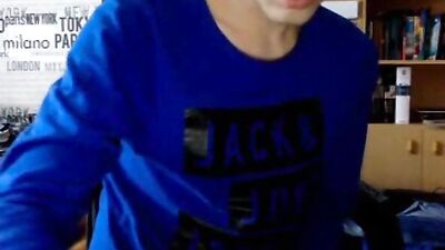 Young Gay Boy Webcam Cum Shot