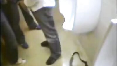 Public Toilet Affair: Amateur Gay Porn Video