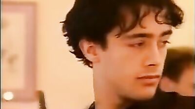 Barber Shop Handjobs: Amateur Action in the Barbershop!