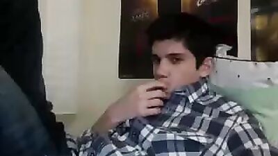 Double-Handed Cum Shots: Amateurs Get Down and Dirty!