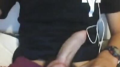 Skin-tight cumshots solo: A wankers delight!