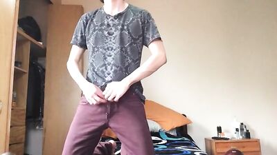 Gay Porn Amateurs Cumming In Bed - Getting Ready For Sexy Action
