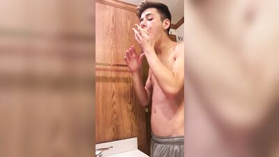 Suck it Boys : Amateur Oral Fun Porn