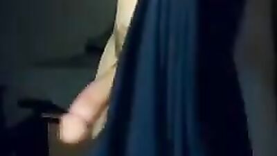 Gay Cum Blast: Amature Big Cocks, Hottie cums!