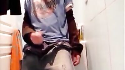 Cumshot Cumpilation: Twinky Amateurs Explode with JB Cumshots!