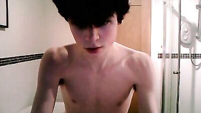 Gay Amateur Cum Shots Handjob: A Wild Cam Experience!