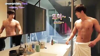 Asian Muscle Boys Obsession with Kpop Star Woo Bins Shirtless Body!