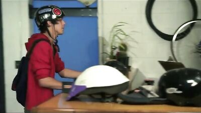 Young and Restless in the City: Two Boys Explore Their Wildest Dreams!