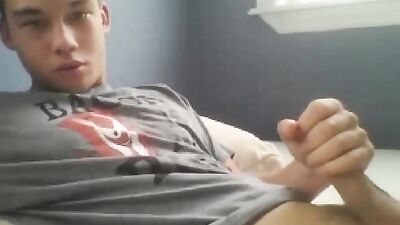 Amature Cum Shots Handjob #2332 - The Ultimate Gay Porn Video Experience!